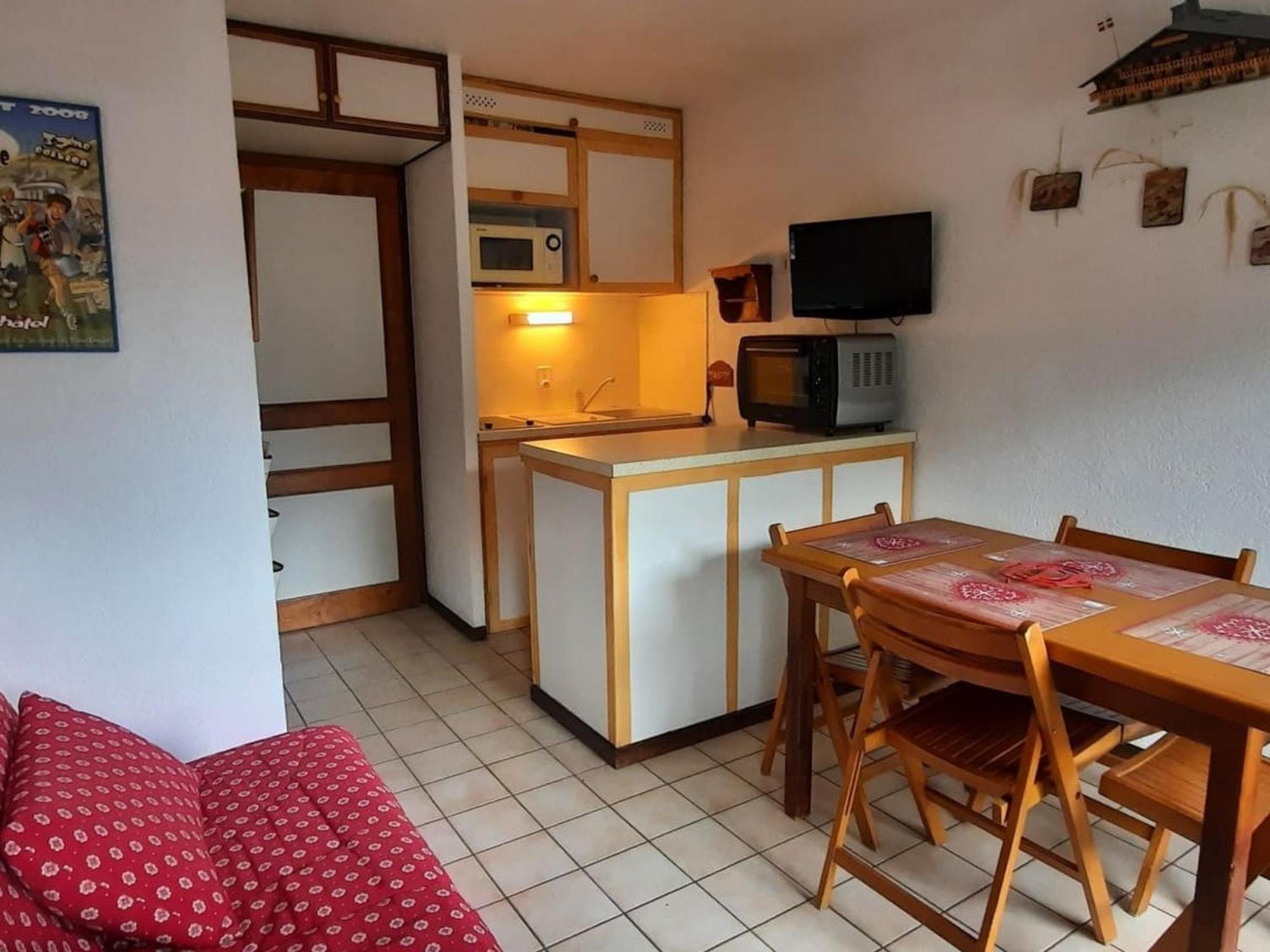 Charmant Studio 3 Pers. Avec Balcon, Proche Centre Et Remontees, Parking Inclus, Chatel - Fr-1-676-34 Appartement Buitenkant foto